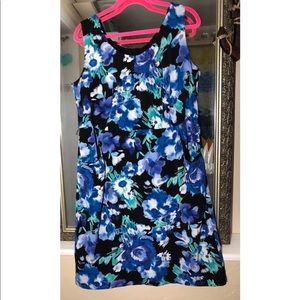18W Fashion Bug Floral Career Dress in EUC.